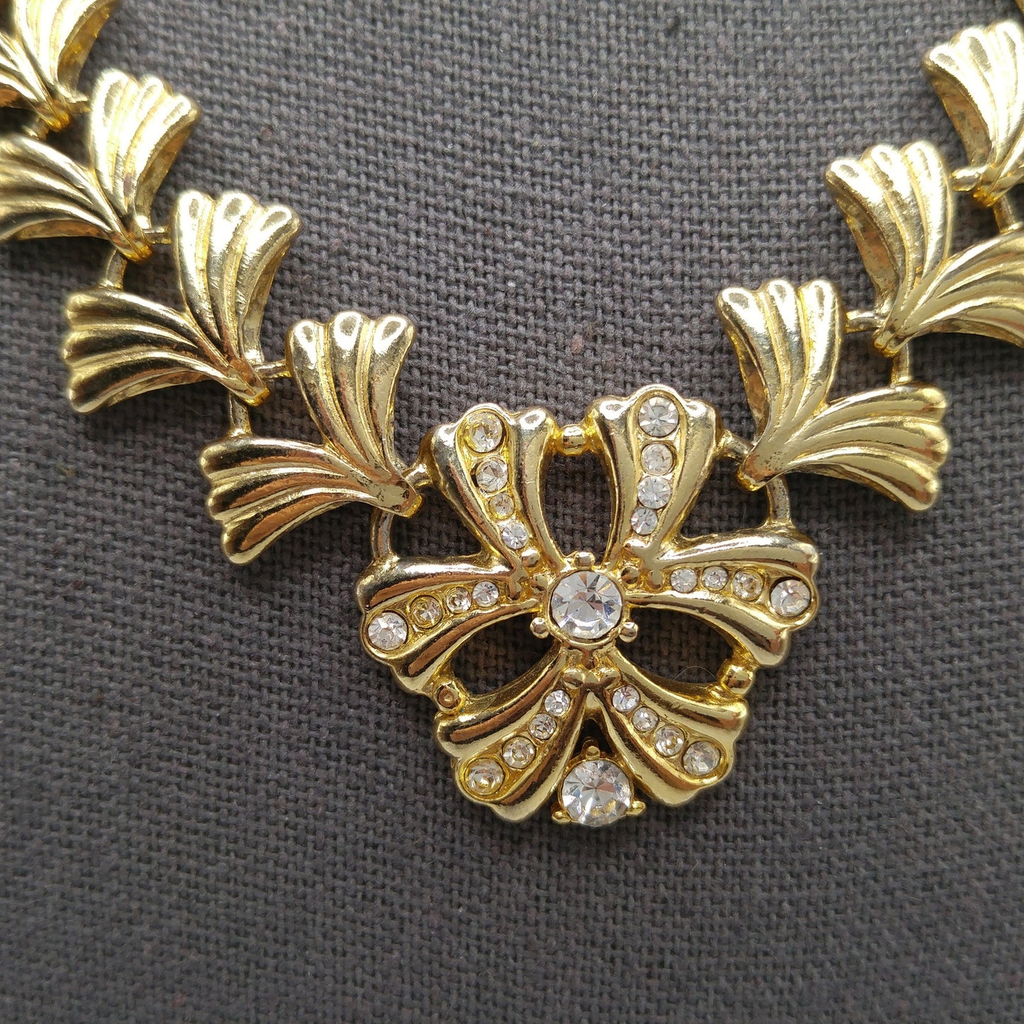 Mid-Century Floral Pendant Necklace, Gold Plated, 1960s Vintage Jewelry