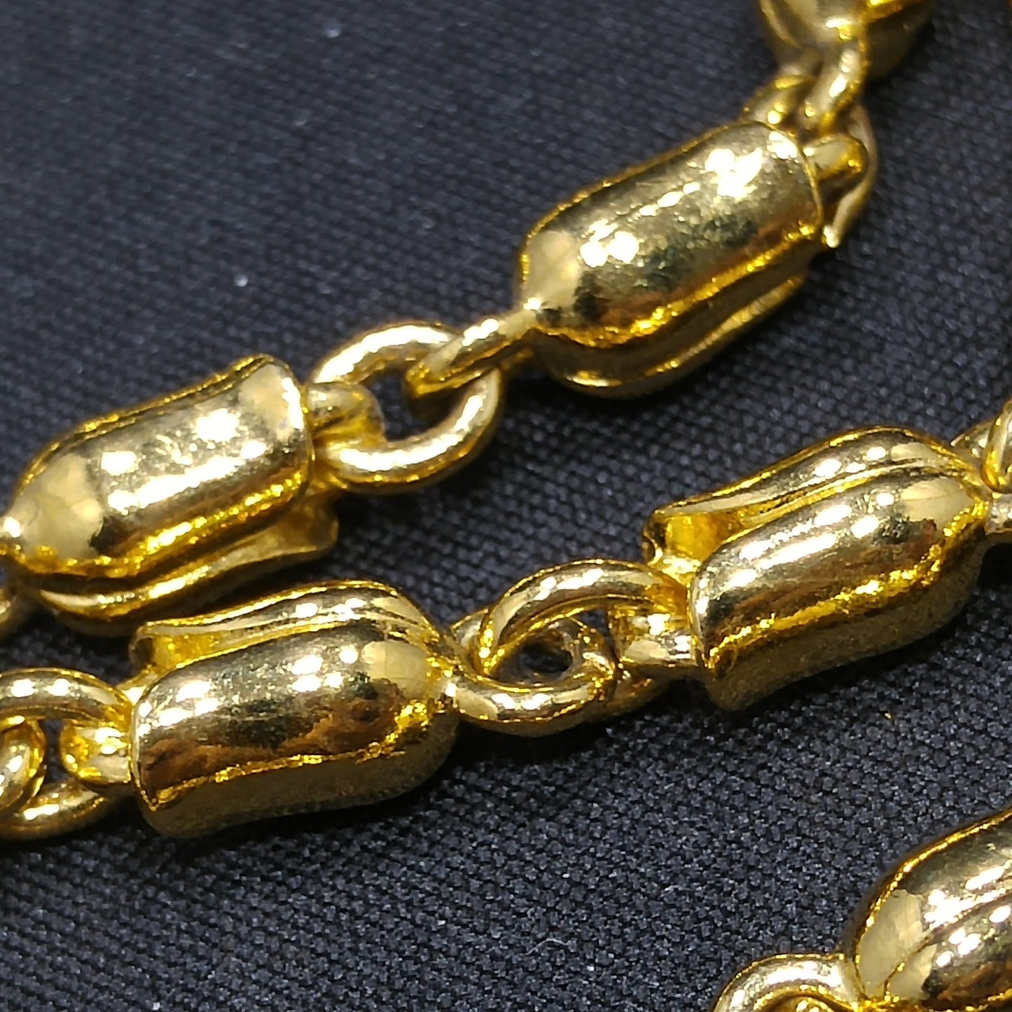 Crown Trifari Rose Bud Chain Necklace, Gold Plated, 1960s Vintage Jewelry