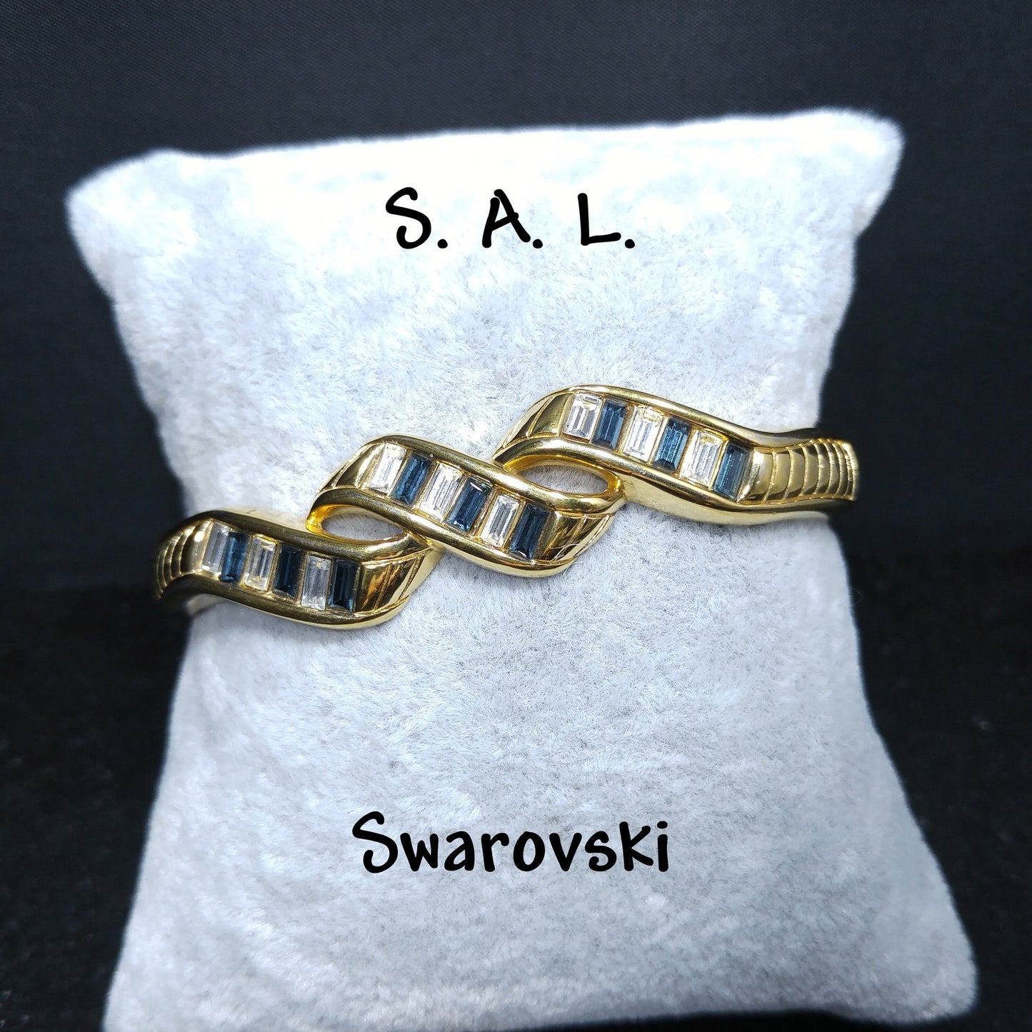 Swarovski Blue Rhinestone Hinged Bracelet, Gold Plated, 1970s Vintage Jewelry