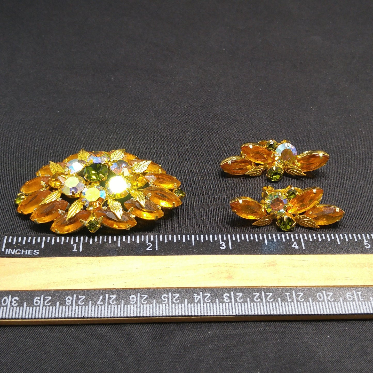 Light Topaz Green Rhinestone Brooch Earrings Set, Gold Plated, 1960s Vintage Jewelry