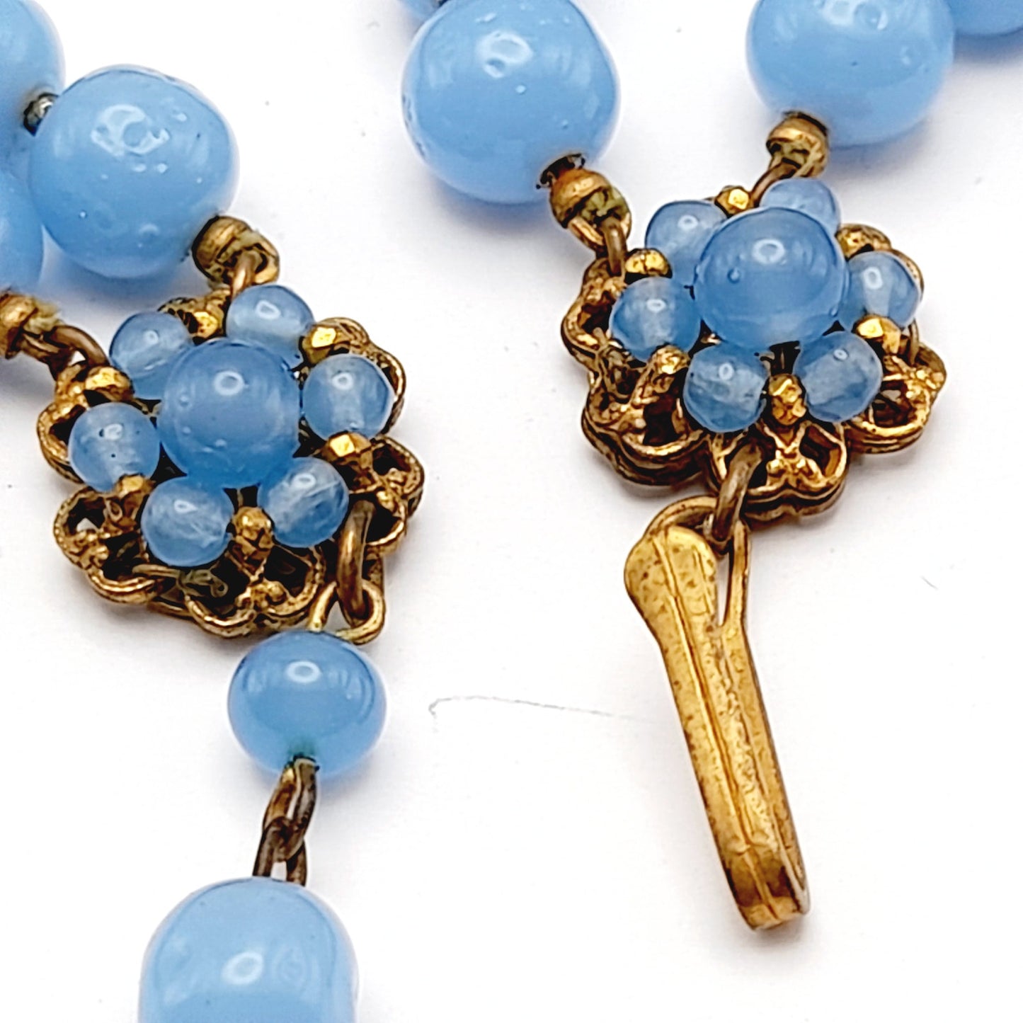 Vintage 1940s Unsigned Hattie Carnegie Style Blue Glass Necklace