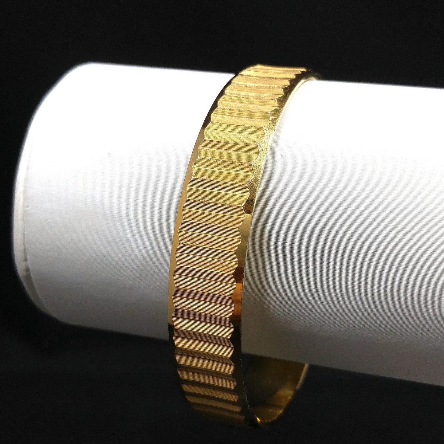 Crown Trifari Gold Plated Bangle Bracelet, Size M, 1960s Vintage Jewelry