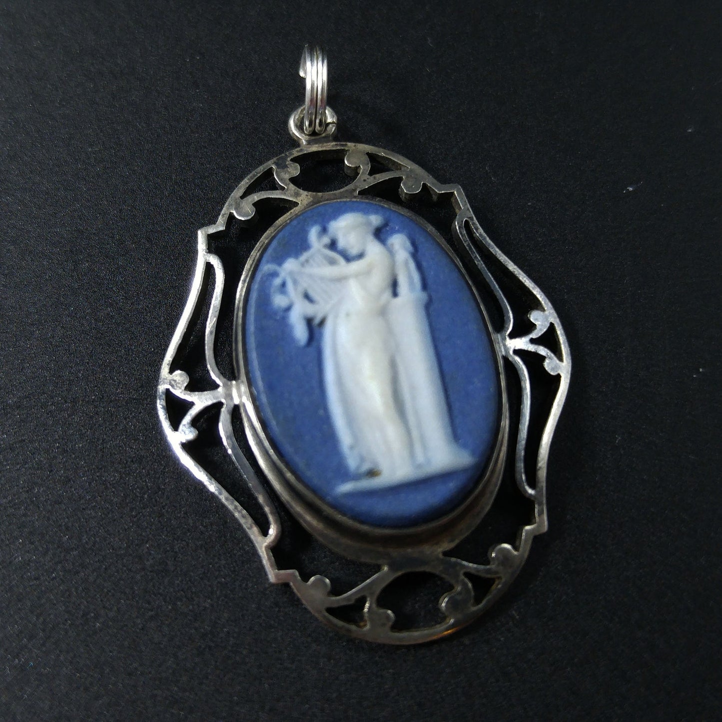 Wedgwood Sterling Cameo Goddess, 1880s Early Wedgwood Antique Jewelry