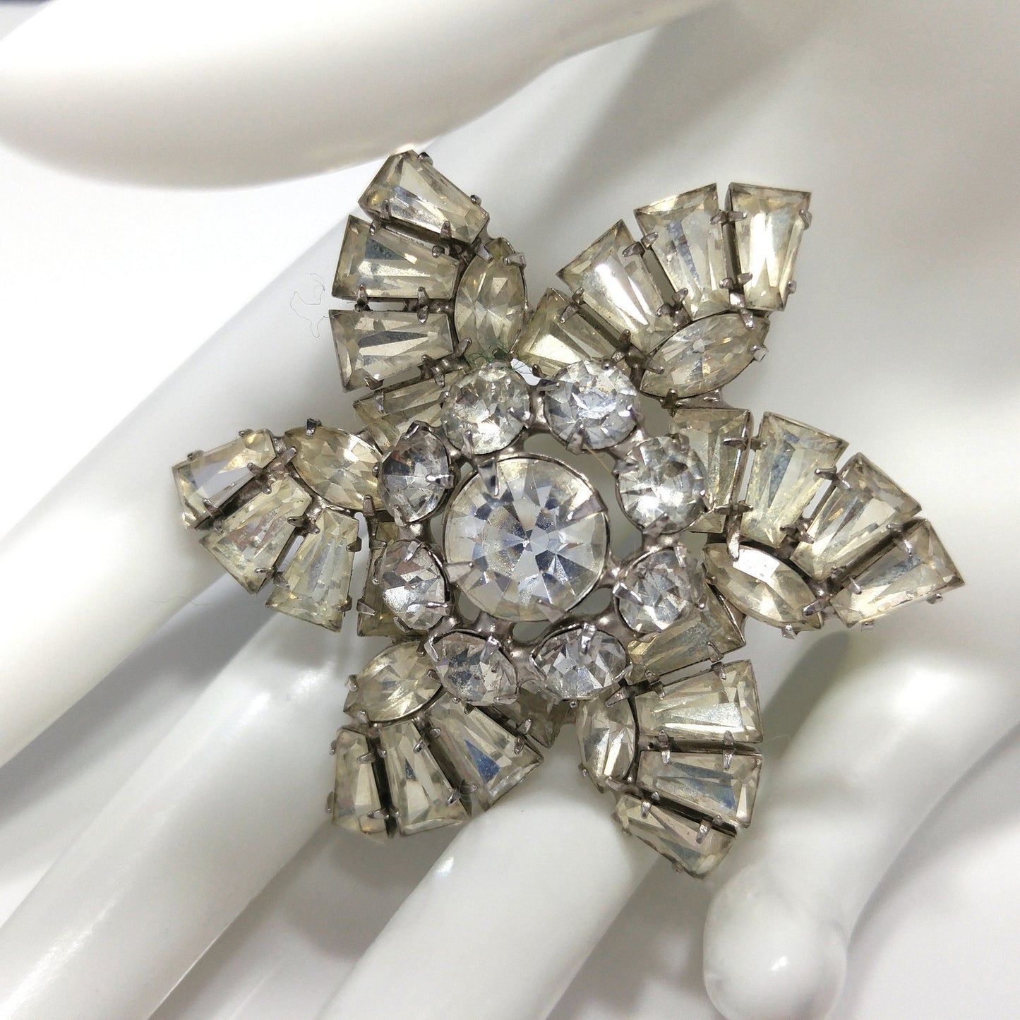 Mid Century Pinwheel Brooch, Clear Rhinestones, Rhodium Plated, 1950s Vintage Jewelry