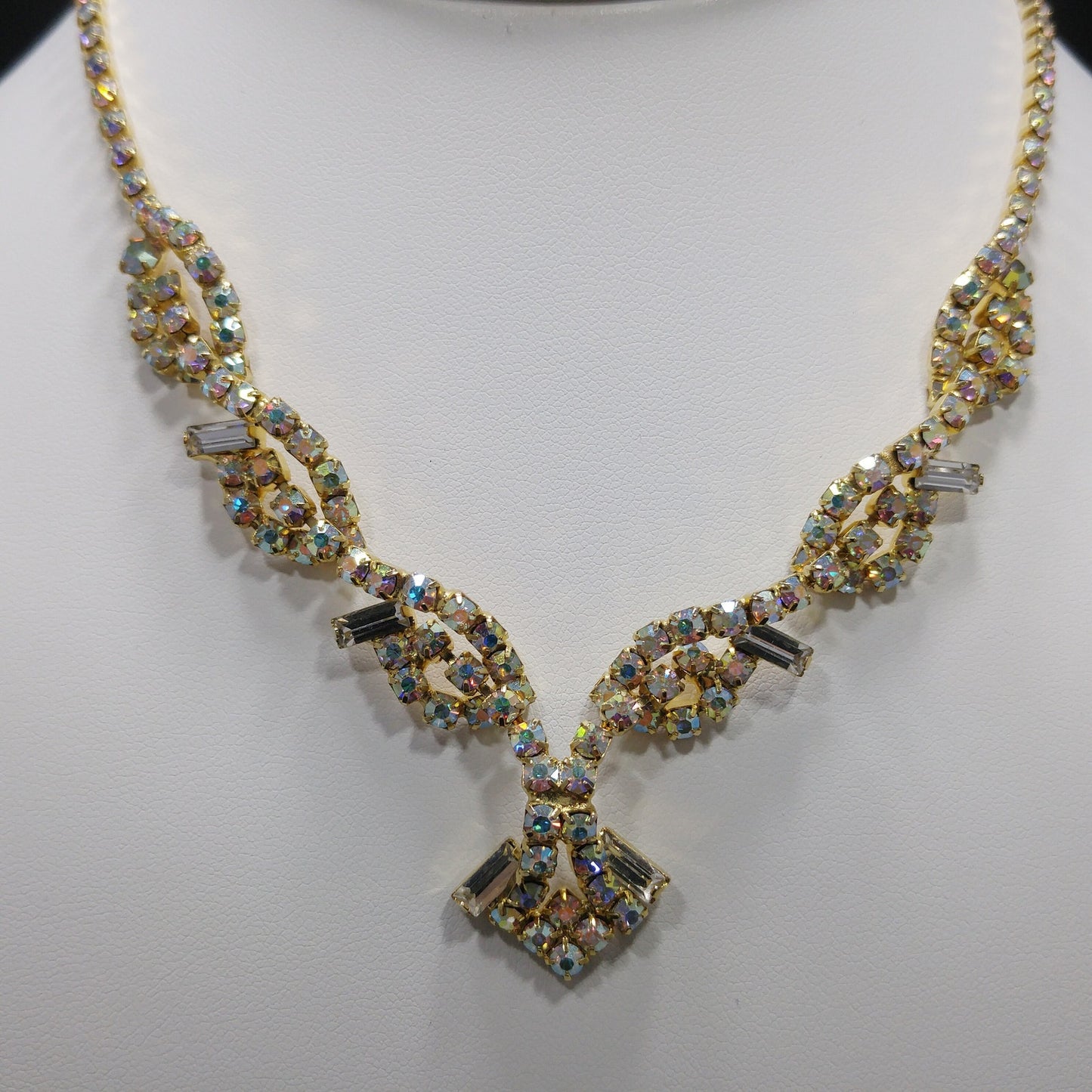 Vintage Aurora Borealis Rhinestone Choker Necklace, 3D Design, Gold Plated, 1960s Vintage Jewelry