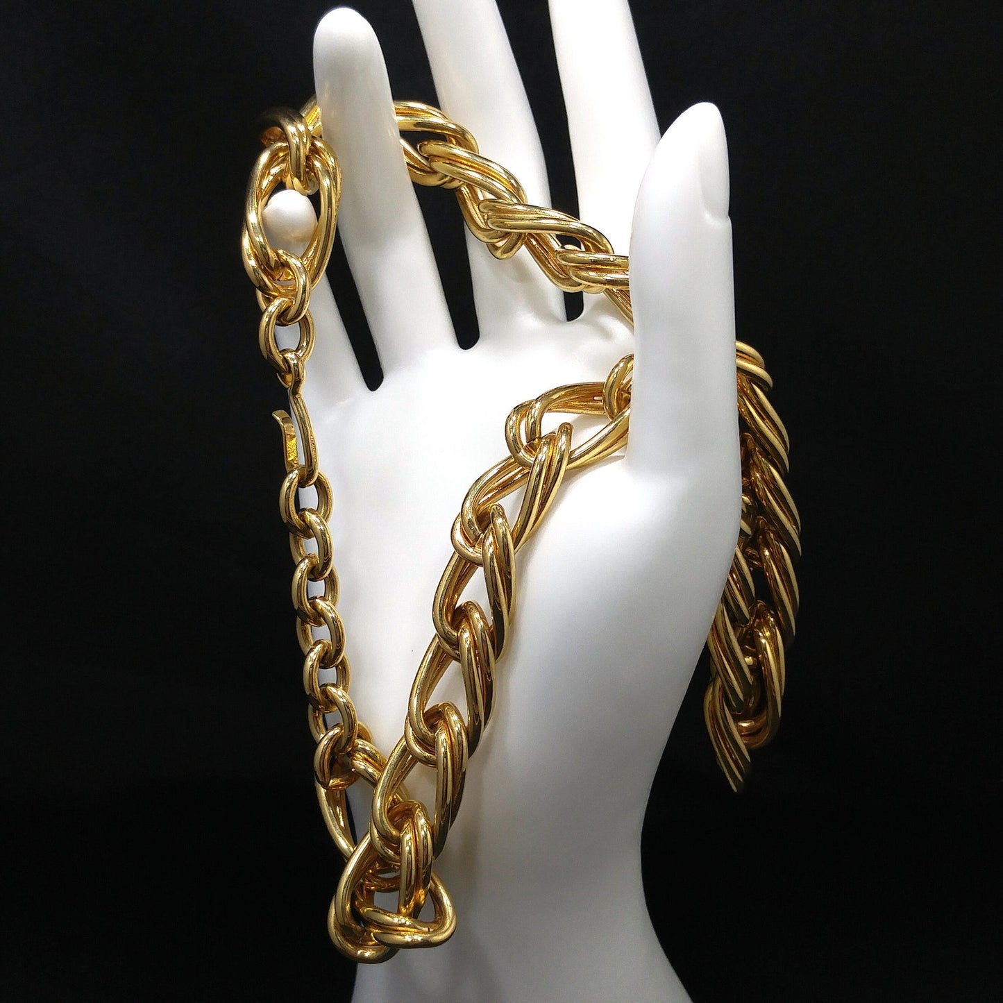 Monet Double Loop Chain Necklace, Gold Plated, 1980s Vintage Jewelry
