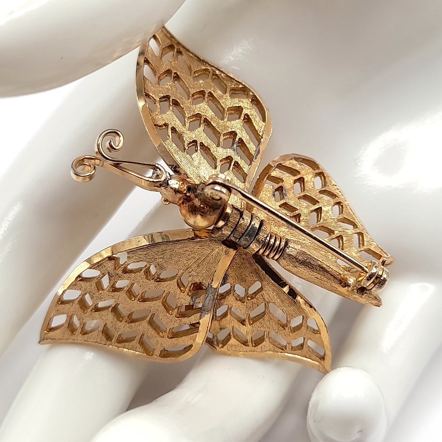 Vintage Gold Butterfly Brooch, Articulated Wings, Filigree Mid-Century Jewelry