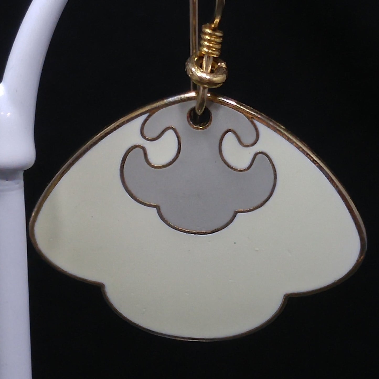 Vintage Laurel Burch Cream Scalloped Fan Earrings, Cream & Gray, Gold Plated