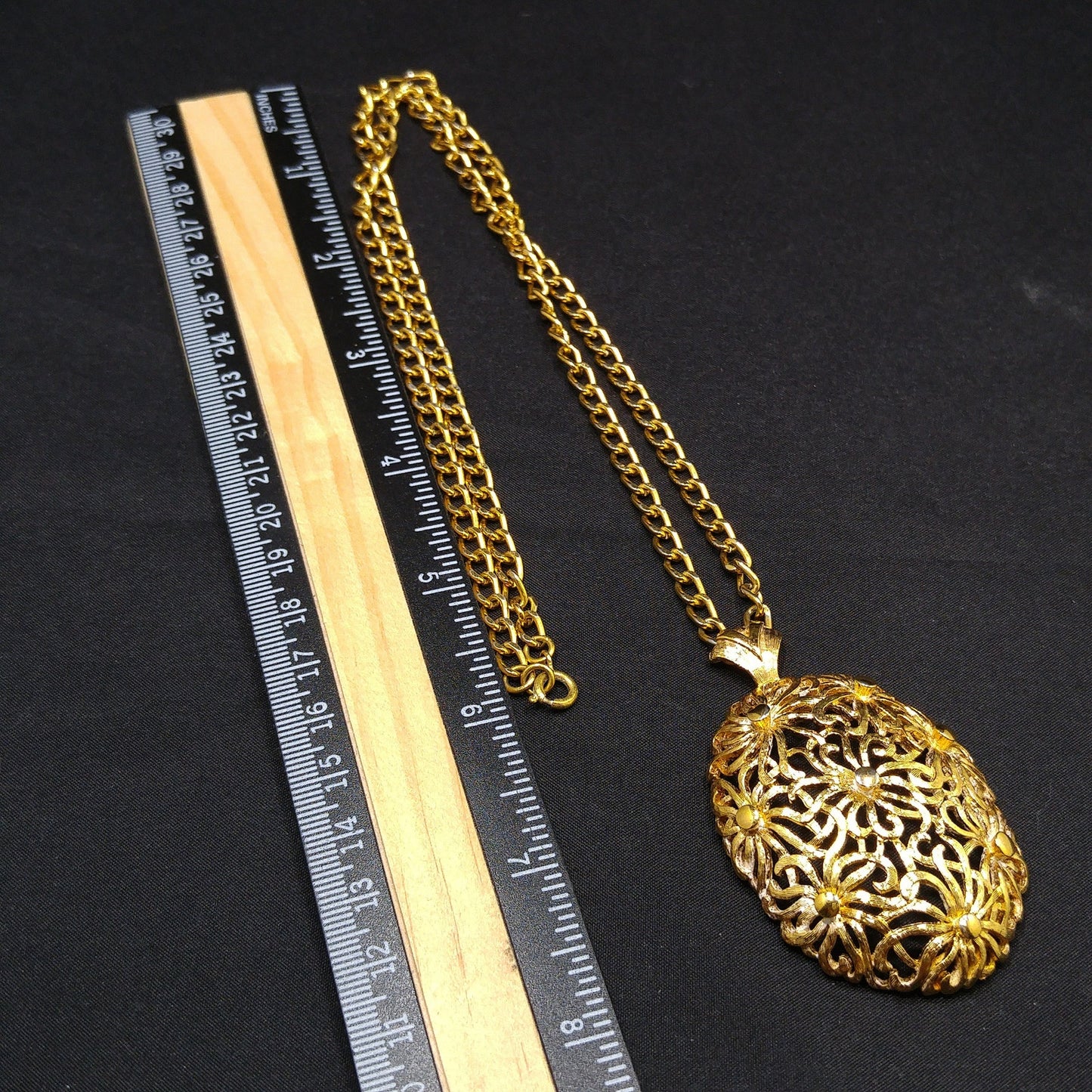 Monet Floral Filigree Pendant Necklace, Gold Plated, 1970s Vintage Jewelry