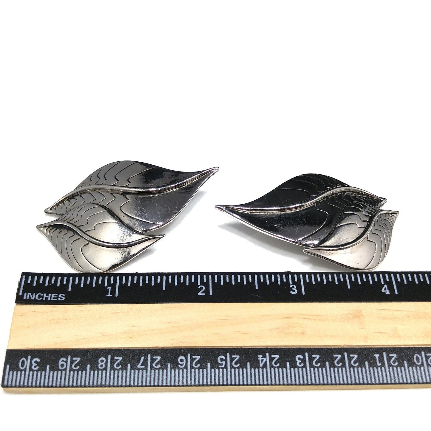Laurel Burch Two Leaves Clip Earrings, Rhodium Plated, 1980s Vintage Jewelry