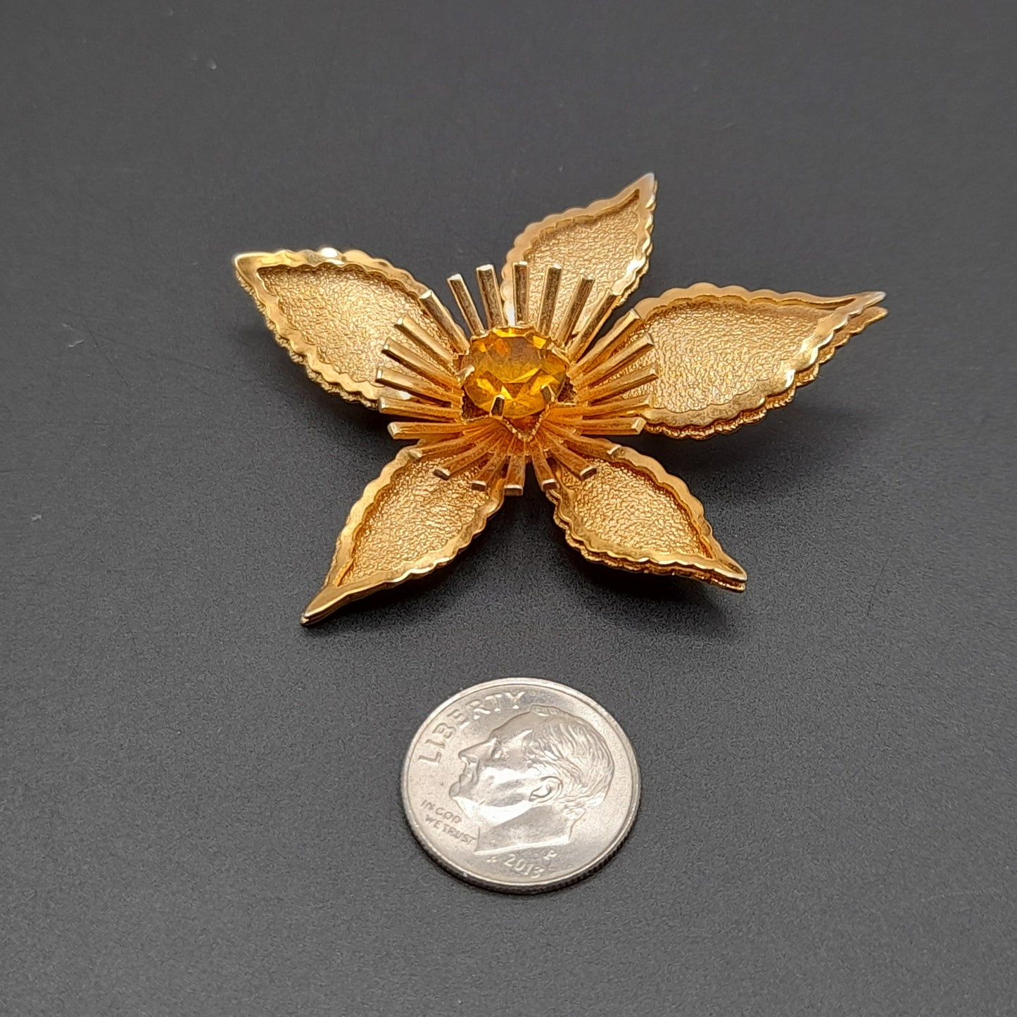 Vintage 1950s Gold Tone Rhinestone Metal Flower Brooch - 2 1/4 Inches