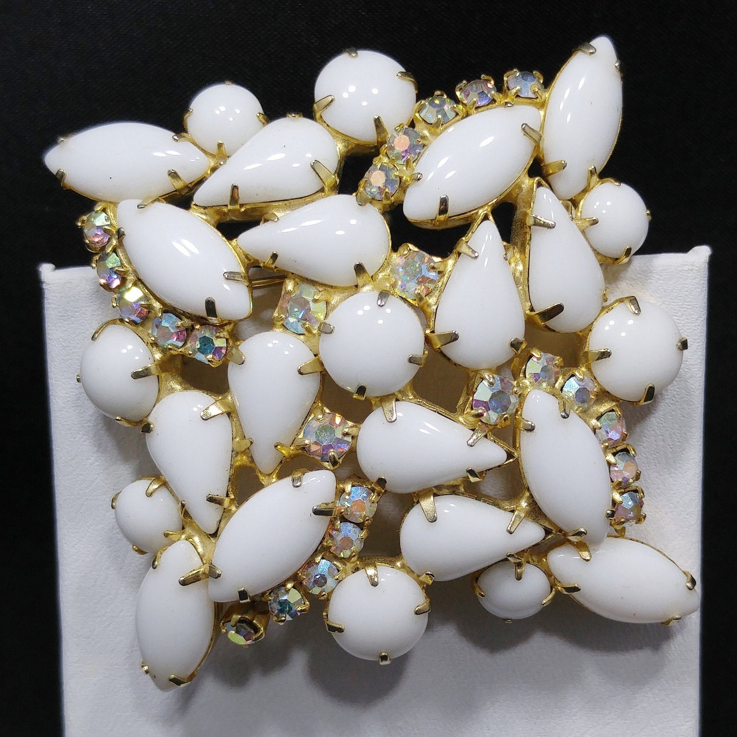 White Milk Glass AB Rhinestones Brooch, Aurora Borealis, Gold Plated, 1960s Vintage Jewelry