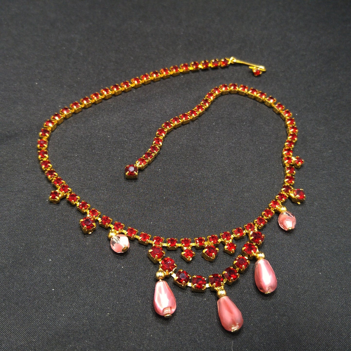 Red Rhinestone Pink Bead Choker Necklace, Gold Plated, 1950s Vintage Jewelry