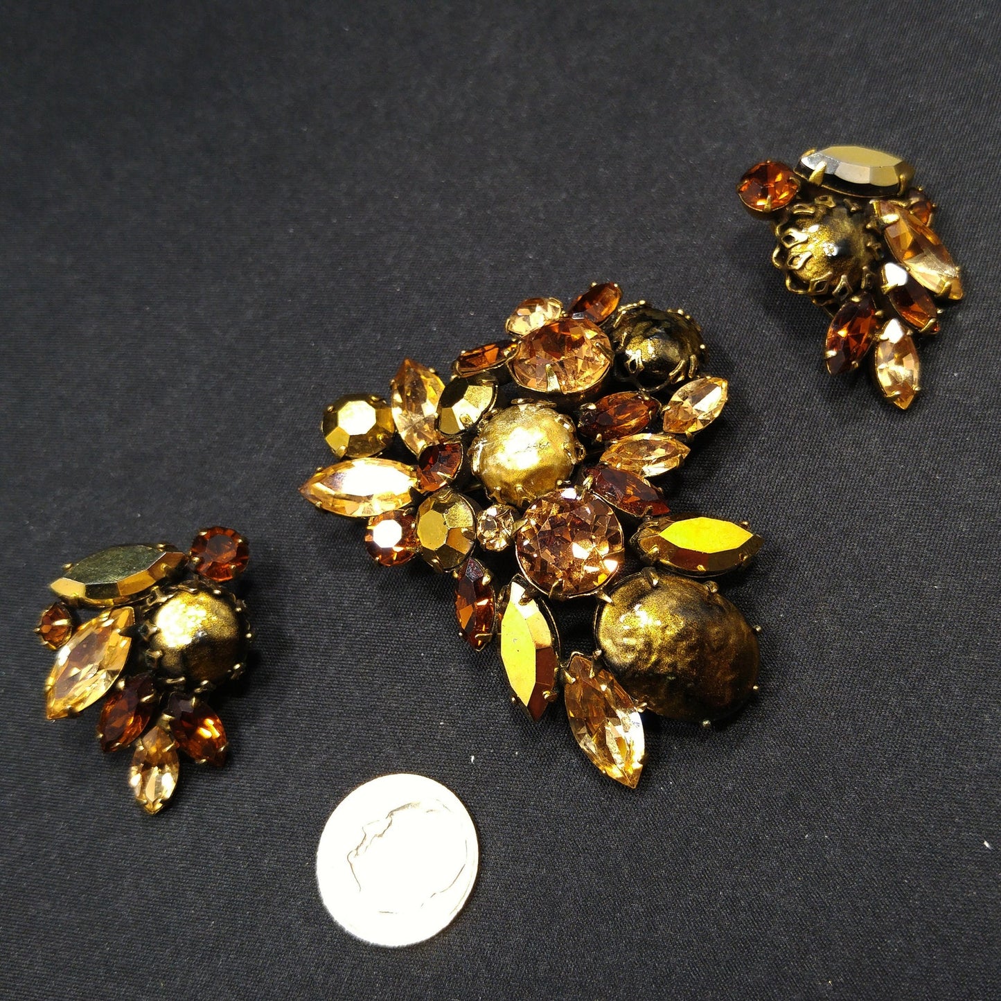 Regency Topaz & Gold Rhinestones Brooch Earrings Set, Gold Faux Pearls, 1950s Vintage Jewelry
