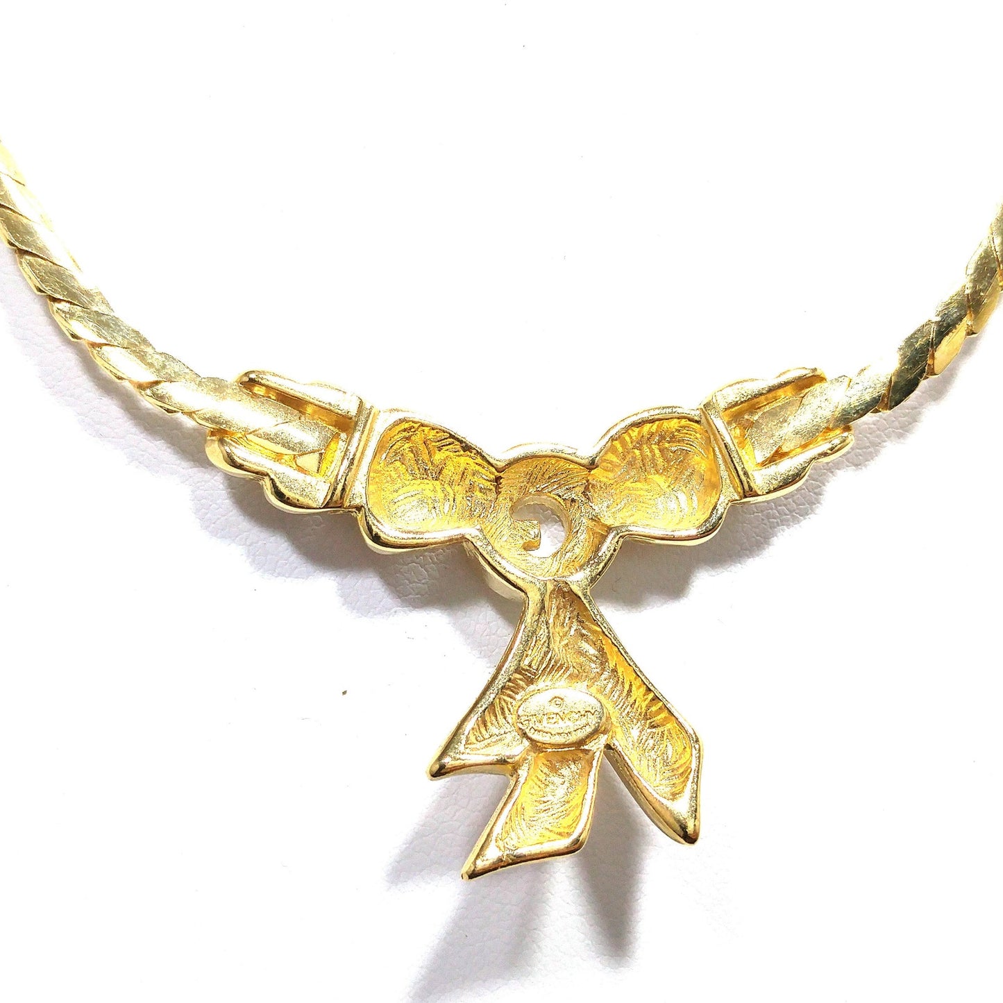 Givenchy Bow Pendant Necklace, Gold Plated, 1980s Vintage Jewelry