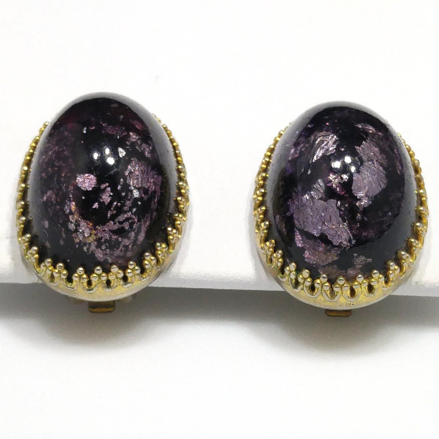 Vintage Carnegie Purple Silver Foil Glass Clip Earrings, Domed Glass, 1950s
