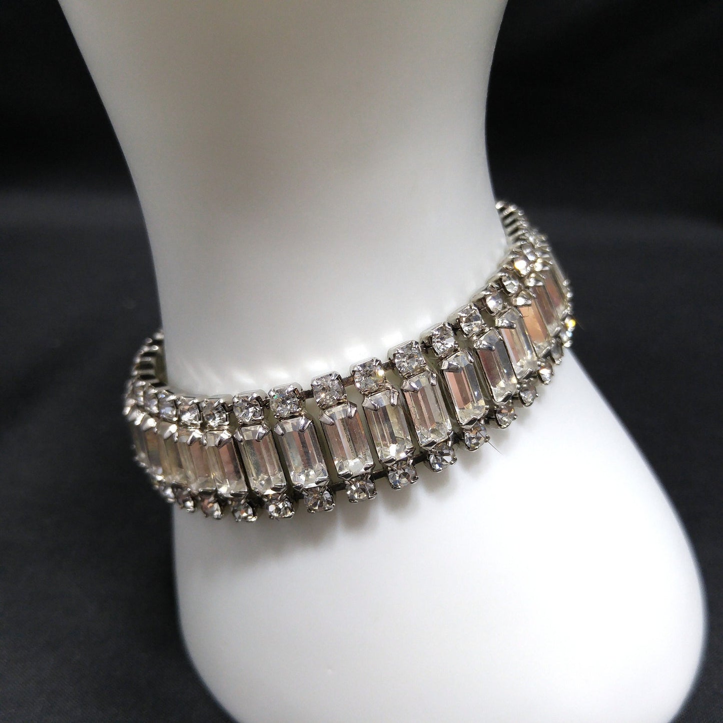 Vintage Weiss Clear Rhinestone Bracelet, Rhodium Plate, Safety Chain, 1950s