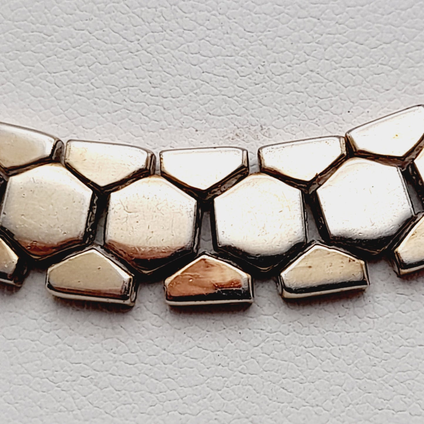 Vintage 1940s Crown Trifari Alfred Philippe Honeycomb 14 Inch Choker Necklace