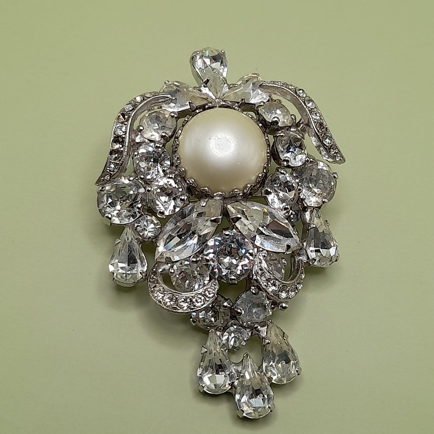 Vintage Weiss Wedding Brooch, Clear Rhinestones, Rhodium Plated, 2 1/2 In