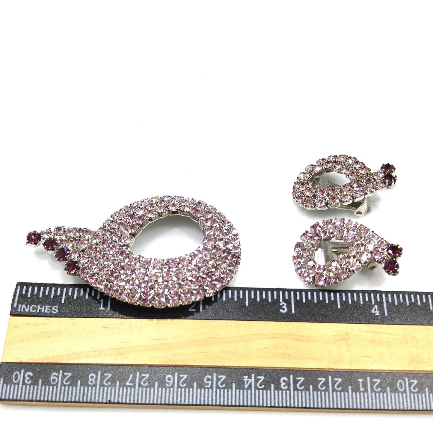 Purple Lavender Rhinestone Brooch & Earrings Set, Mid Century Modern, Rhodium Plated, 1960s Vintage Jewelry