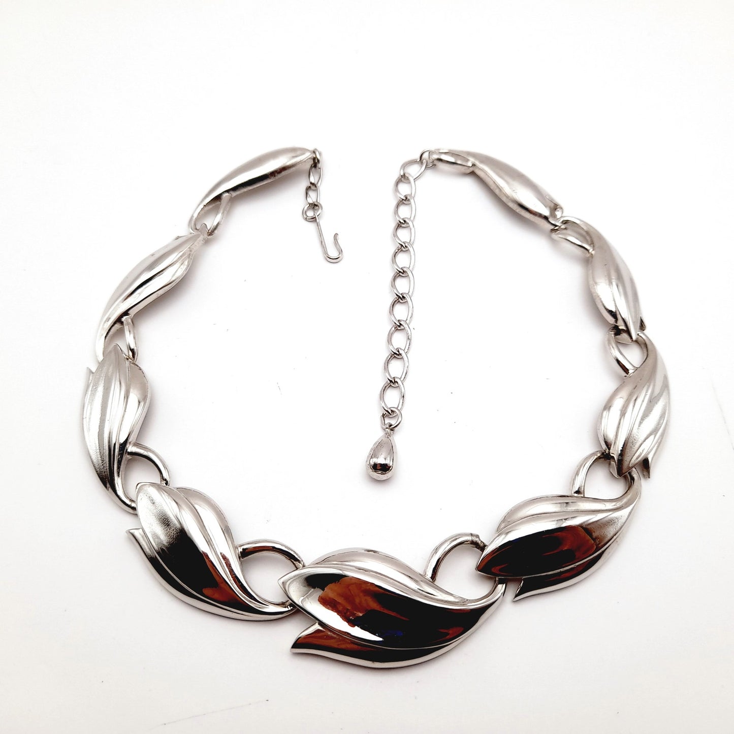 Crown Trifari Rhodium Plated Leaves Vintage Choker Necklace
