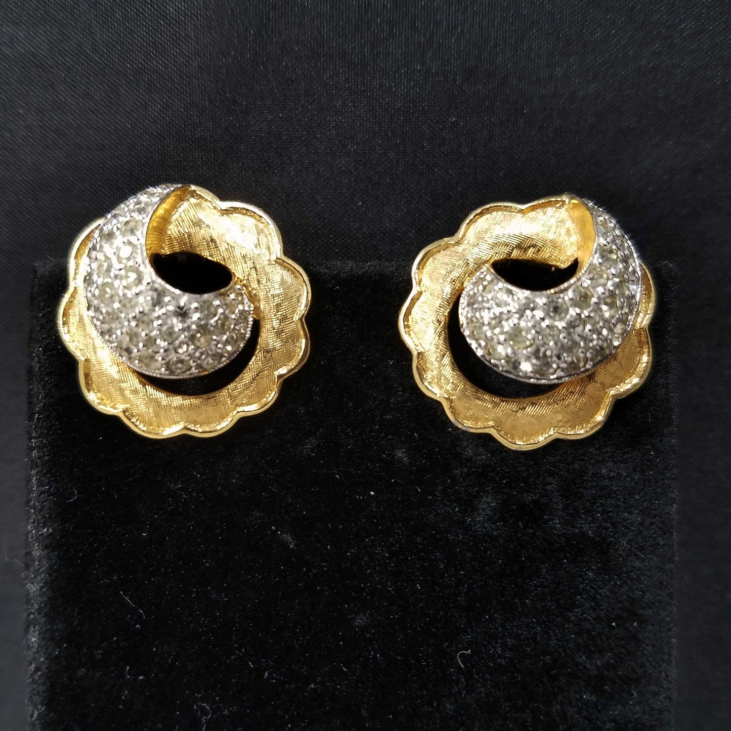 Vintage Jomaz Gold Plated Rhinestone Clip Earrings, Scalloped Edges, 1940s