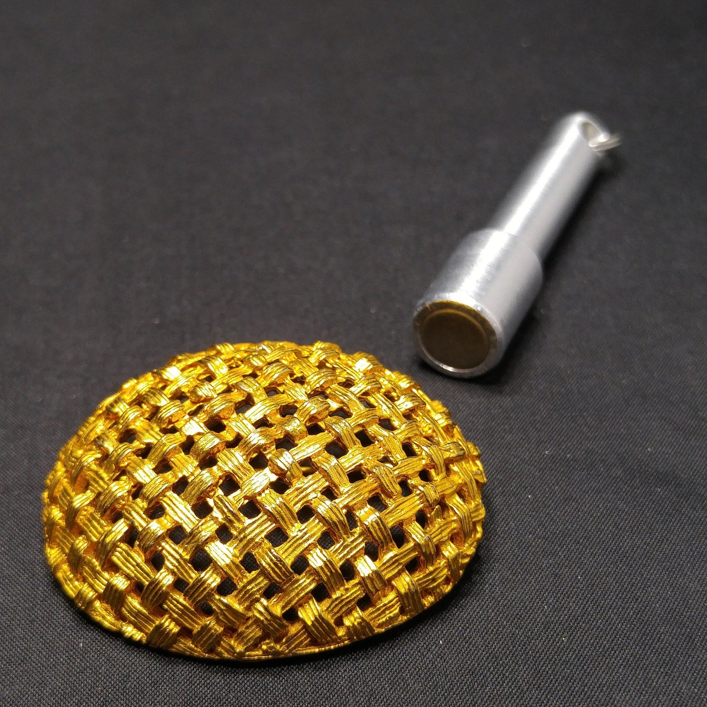 Hattie Carnegie Basket Weave Brooch, Designer Signed, 1950s Vintage Jewelry