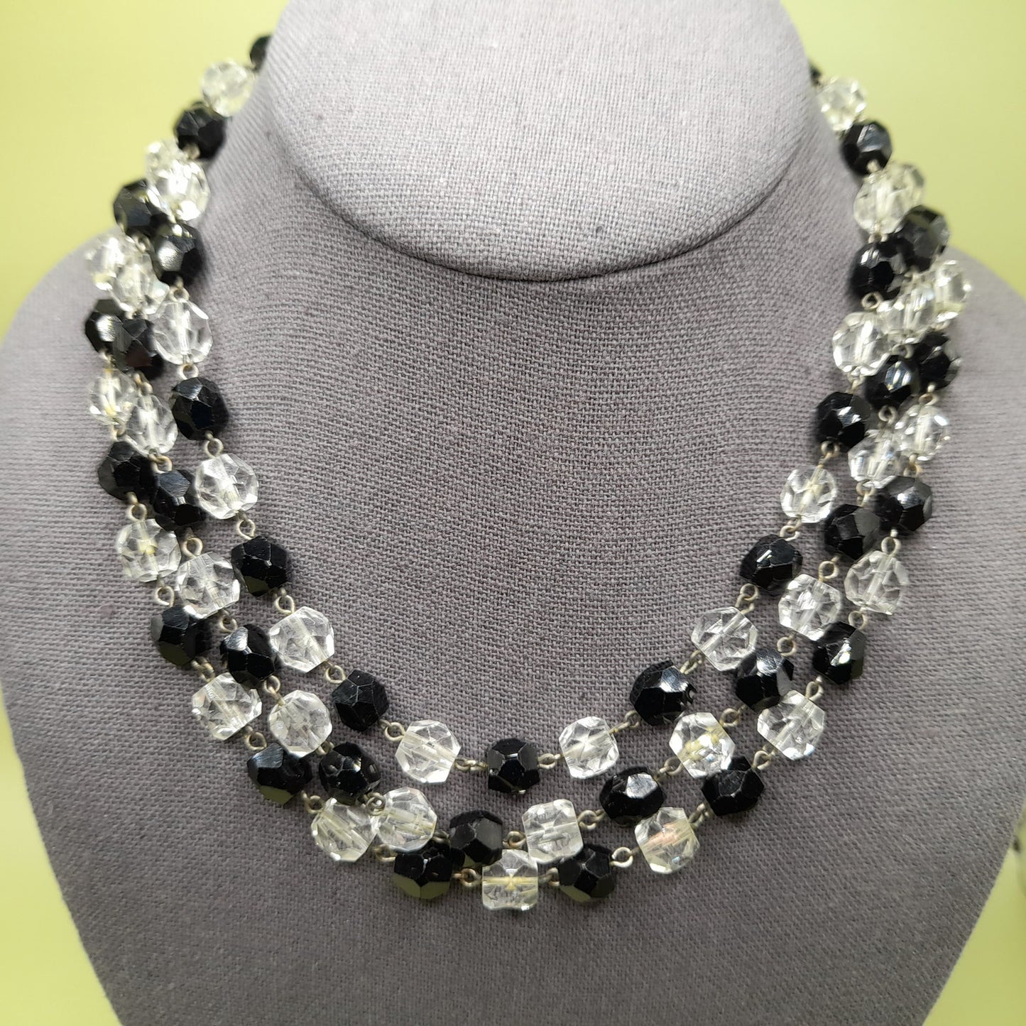 Vintage Art Deco Black and Clear Crystal Necklace – 1920s Wire Wrapped Flapper Beads – 53 Inches