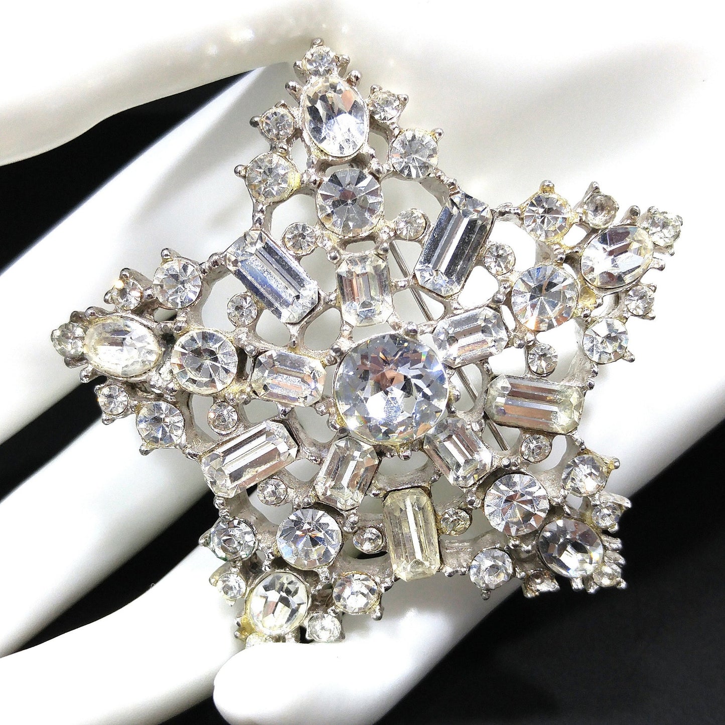 Vintage Clear Rhinestone Five Star Brooch, Heavily Rhodium Plated, 1950s Vintage Jewelry