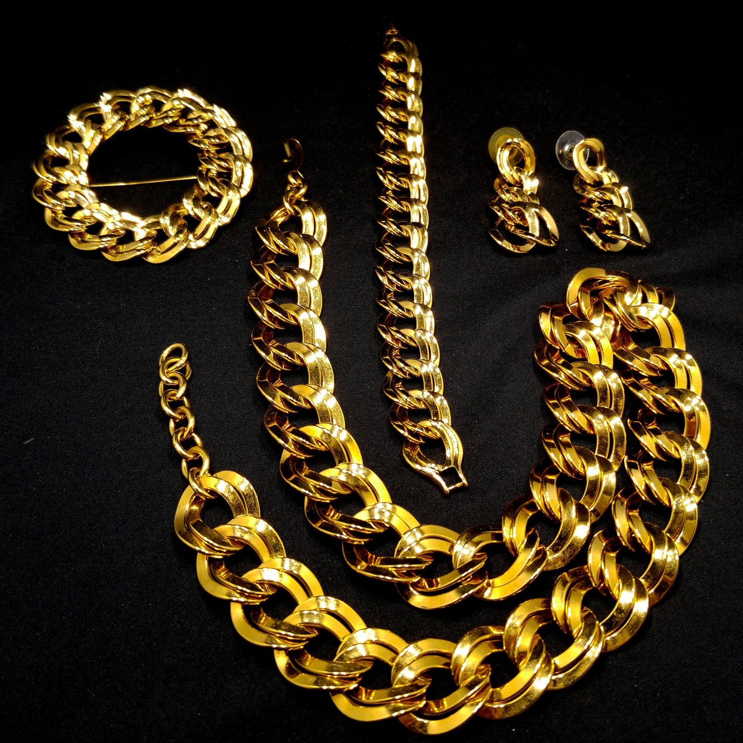 Monet Chunky Necklace Bracelet Brooch Earrings Set, Gold Plated, 1980s Vintage Jewelry