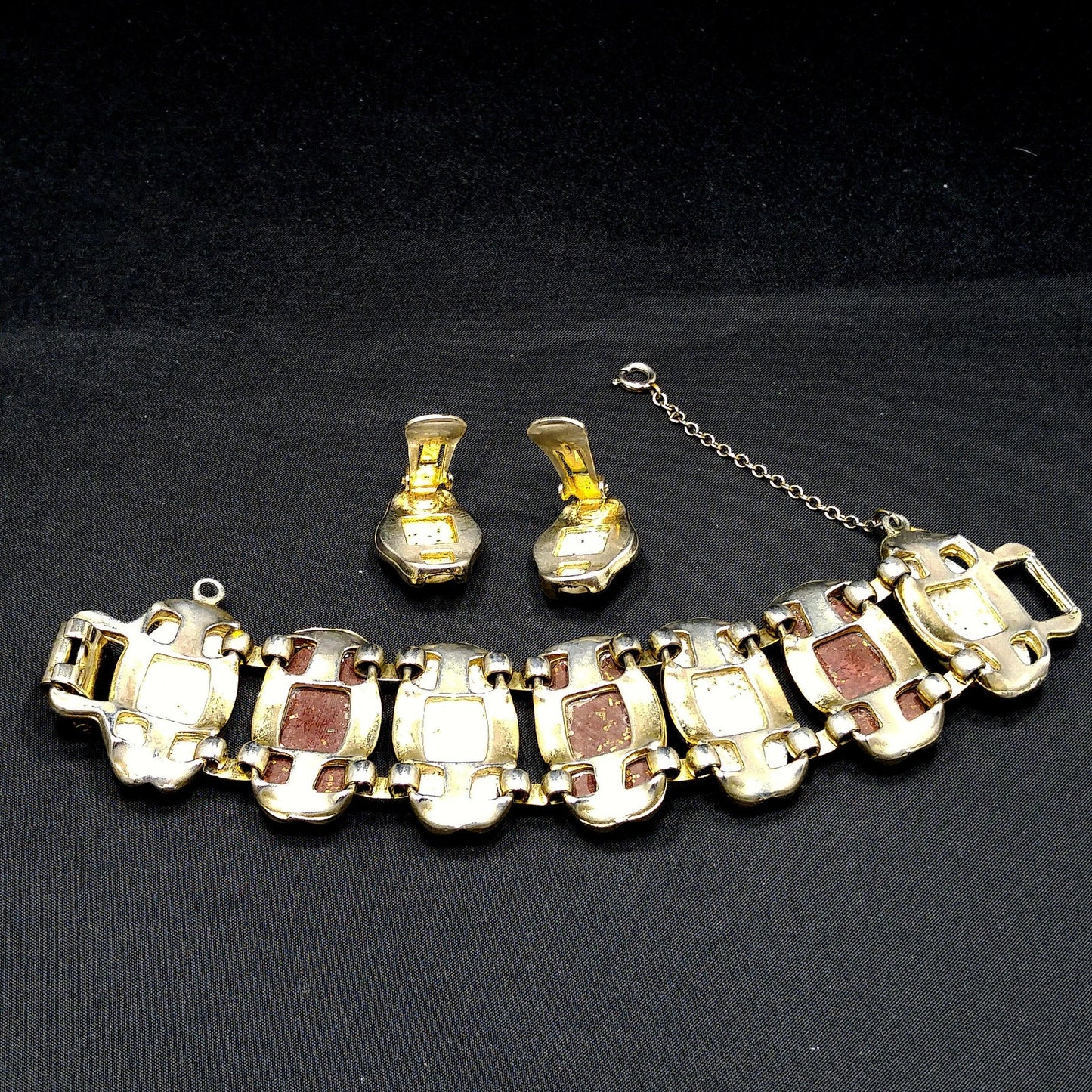Lucite Confetti Cab Bracelet & Earrings, Gold Glitter Cabochons, 1950s Vintage Jewelry