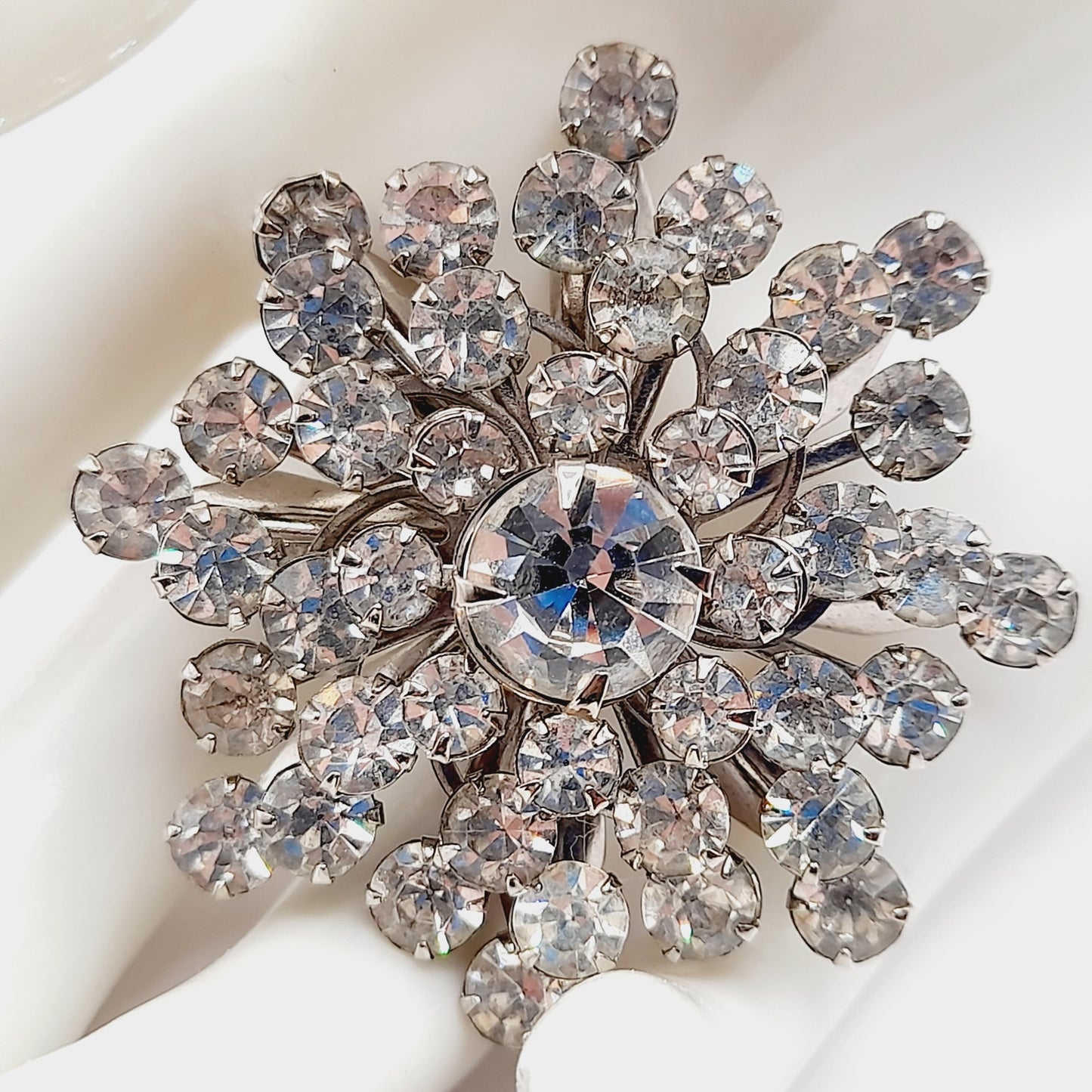 Vintage 1950s Clear Rhinestone Snowflake Wedding Brooch – Mid-Century Bridal Pin
