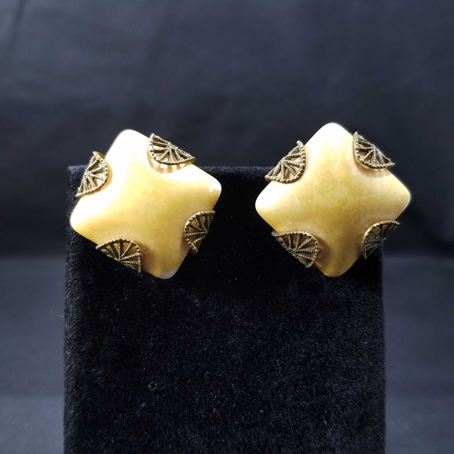 Miriam Haskell Clip Earrings, Gold Tone Pearl Cabochon, Filigree Brass, 1940s Vintage Jewelry