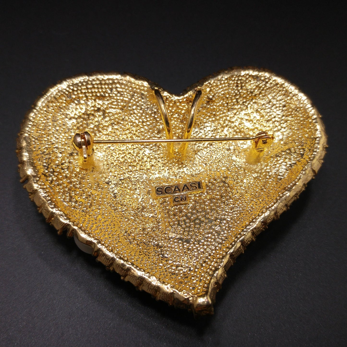 Scaasi Heart Faux Pearl Brooch Pendant, Designer Runway Jewelry, 1980s Vintage Jewelry