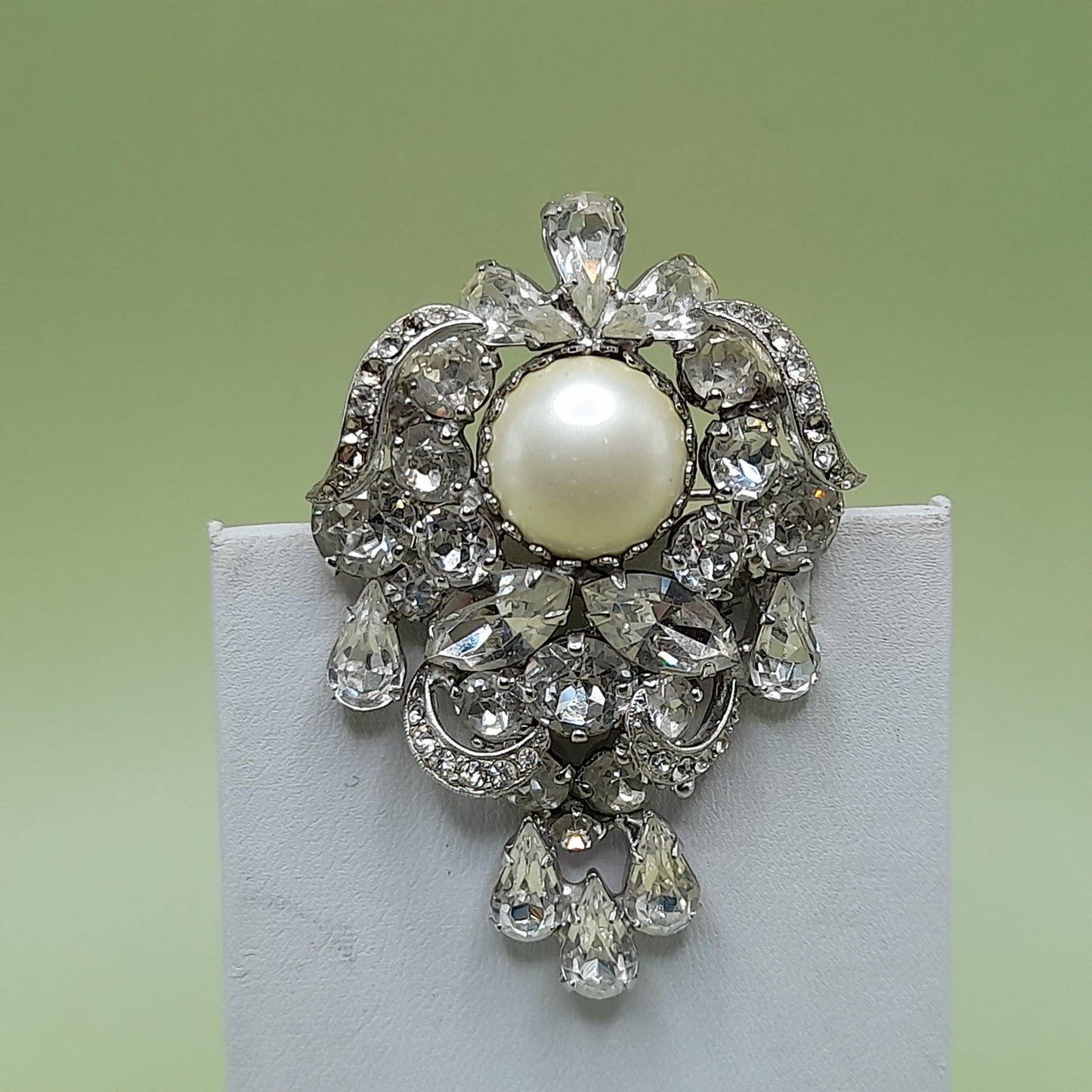 Vintage Weiss Wedding Brooch, Clear Rhinestones, Rhodium Plated, 2 1/2 In
