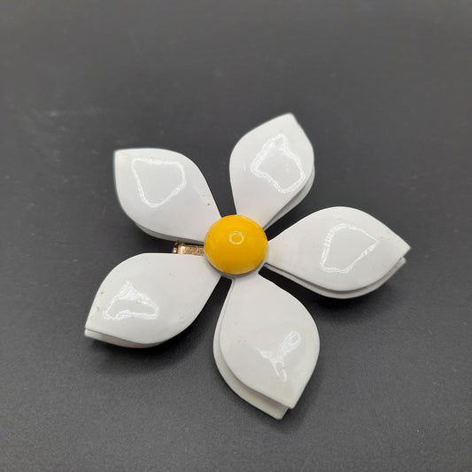 Vintage 1960s White Yellow Enamel Flower Brooch