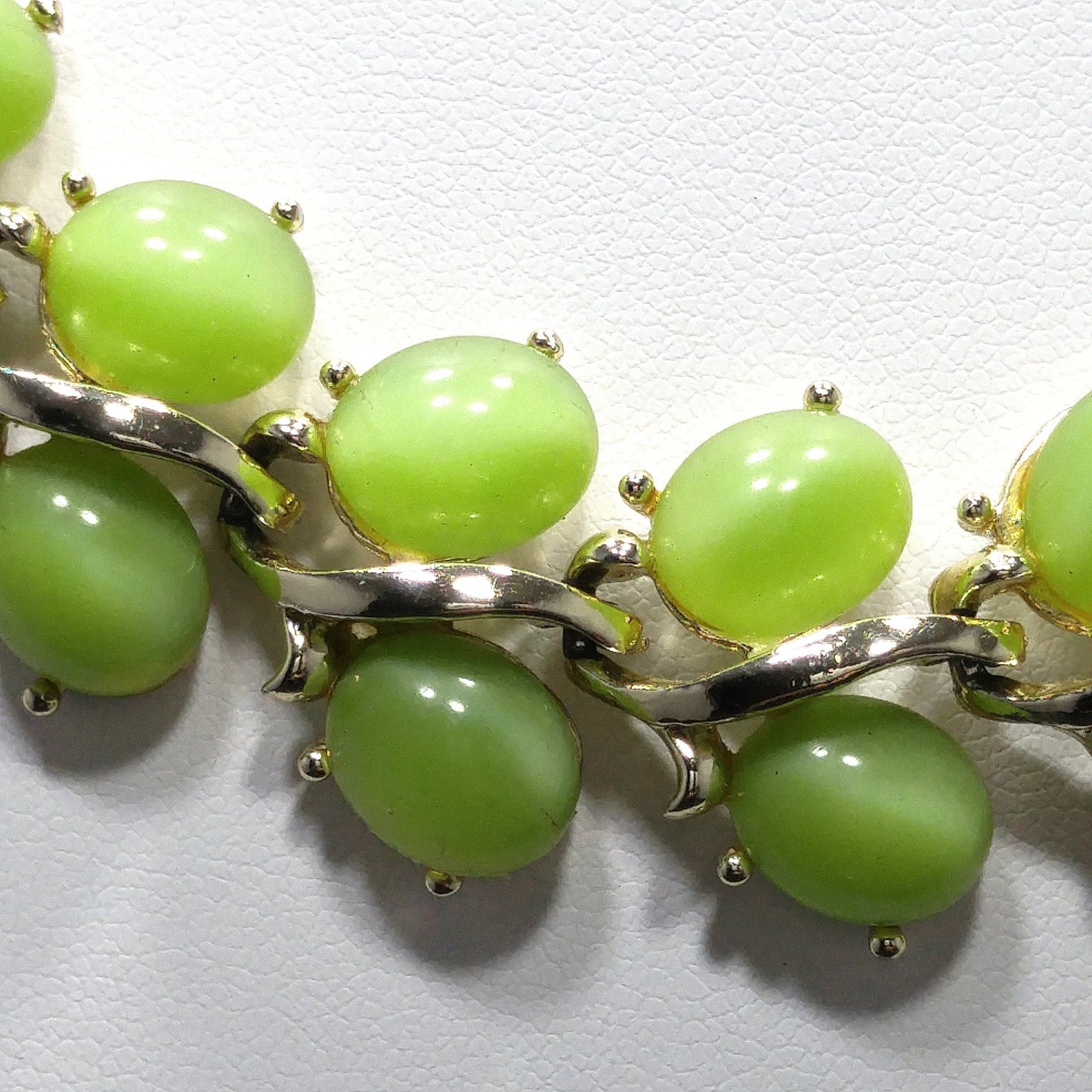 Light Green Lucite Choker Necklace, Gold Tone, 1950s Vintage Jewelry