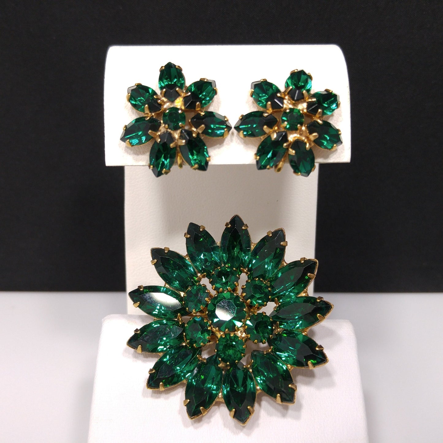 Emerald Green Rhinestone Floral Brooch & Earrings, Gold Plated, 1960s Vintage Jewelry