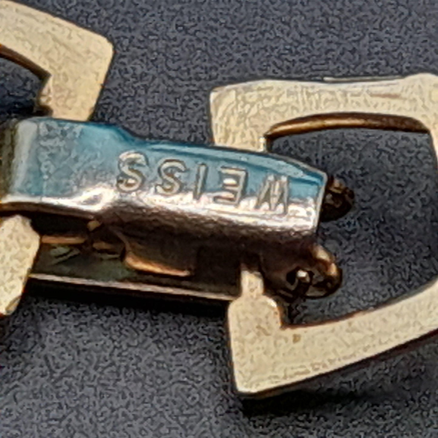 Weiss Red and Aurora Borealis Rhinestone Bracelet – 1960s Gold Tone Vintage Jewelry