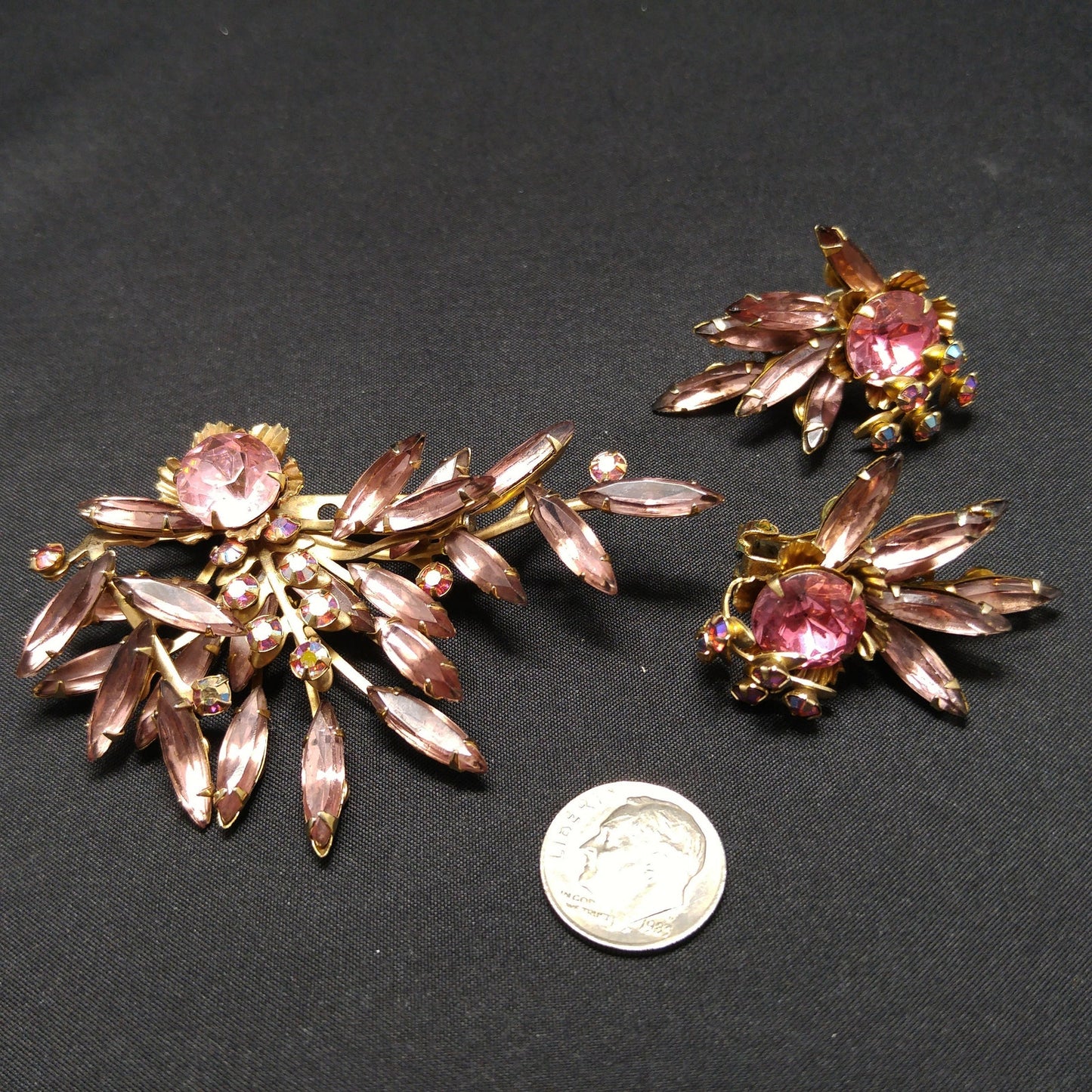 Pink Lavender Rhinestone Brooch Earrings, Riveted Design, 1950s Vintage Jewelry