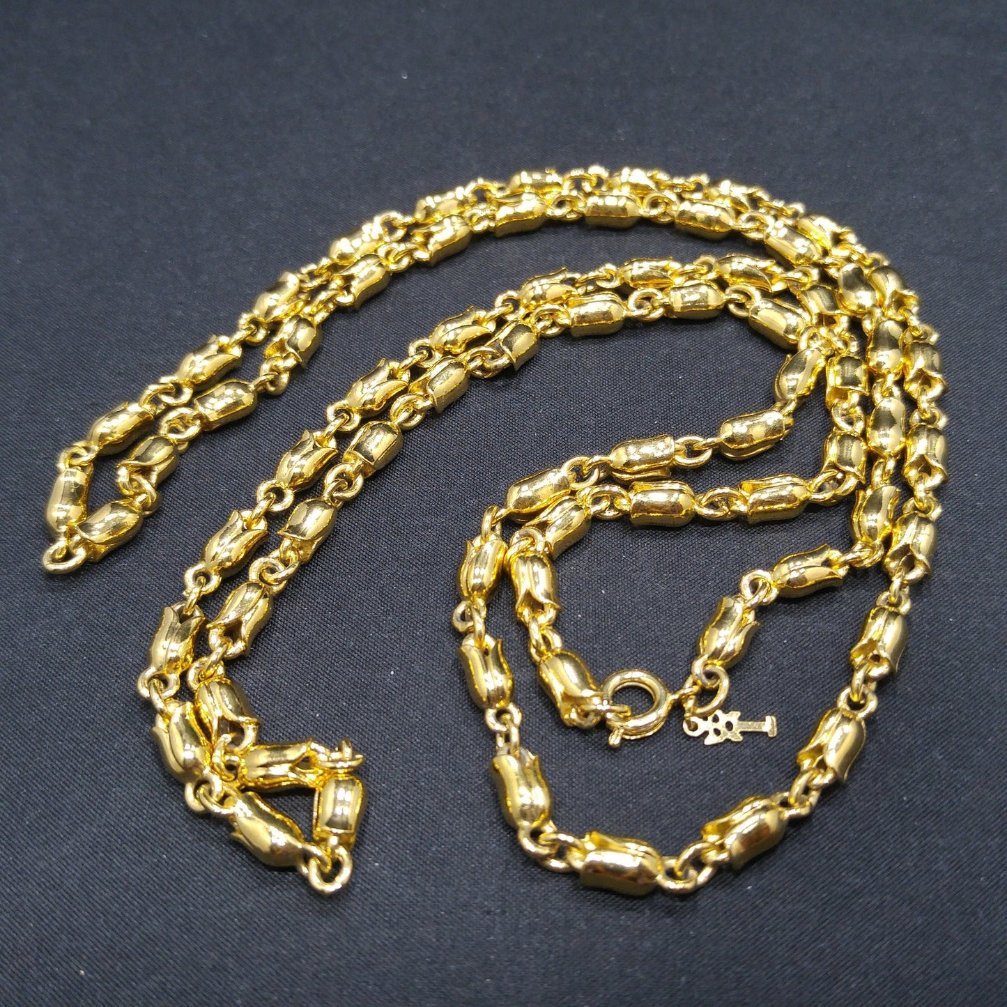 Crown Trifari Rose Bud Chain Necklace, Gold Plated, 1960s Vintage Jewelry
