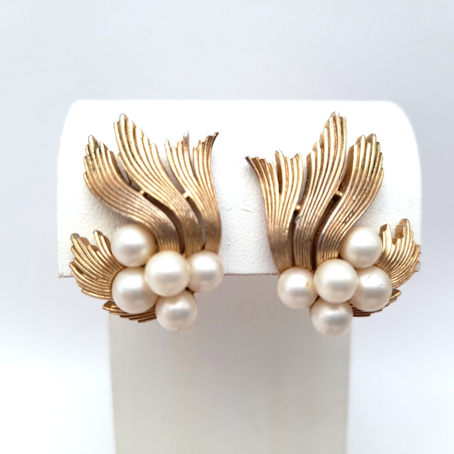 Vintage Crown Trifari Faux Pearl Clip Earrings – Gold Tone Designer Jewelry