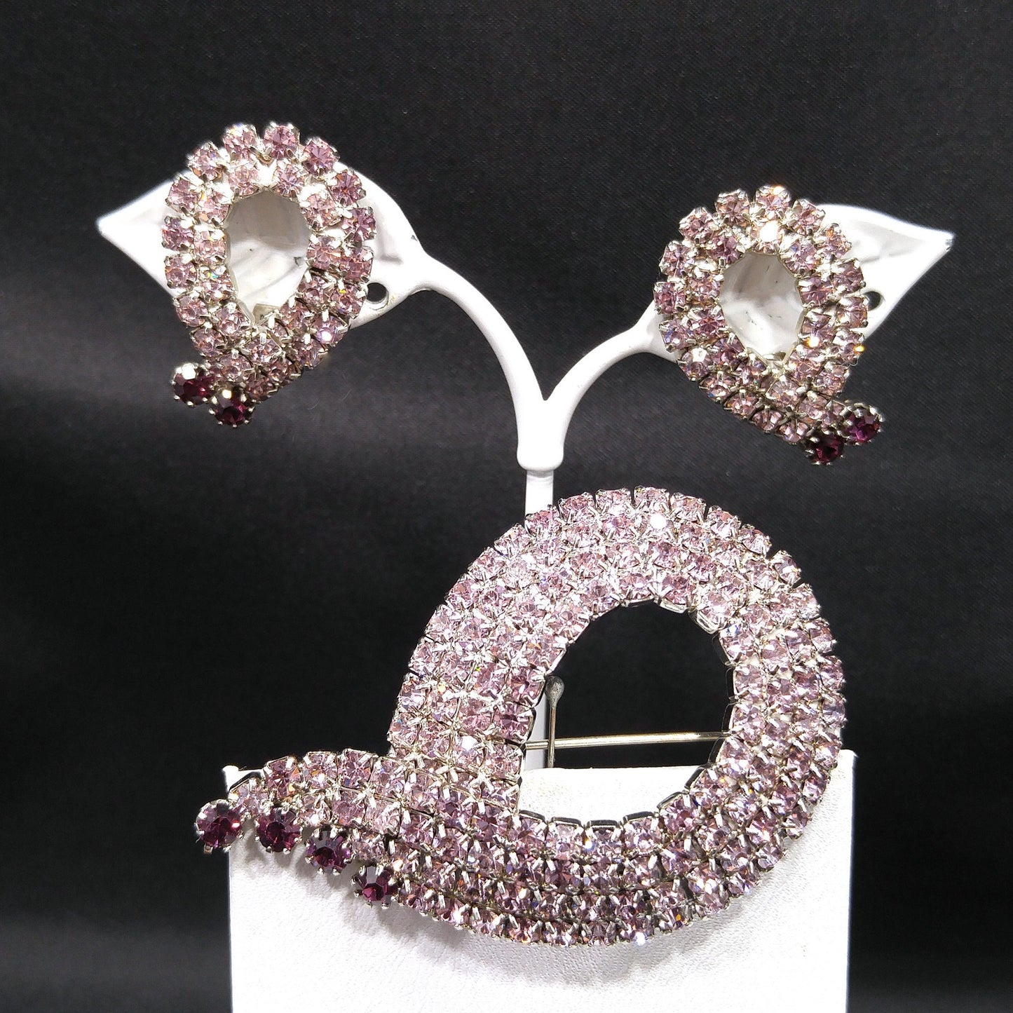 Purple Lavender Rhinestone Brooch & Earrings Set, Mid Century Modern, Rhodium Plated, 1960s Vintage Jewelry