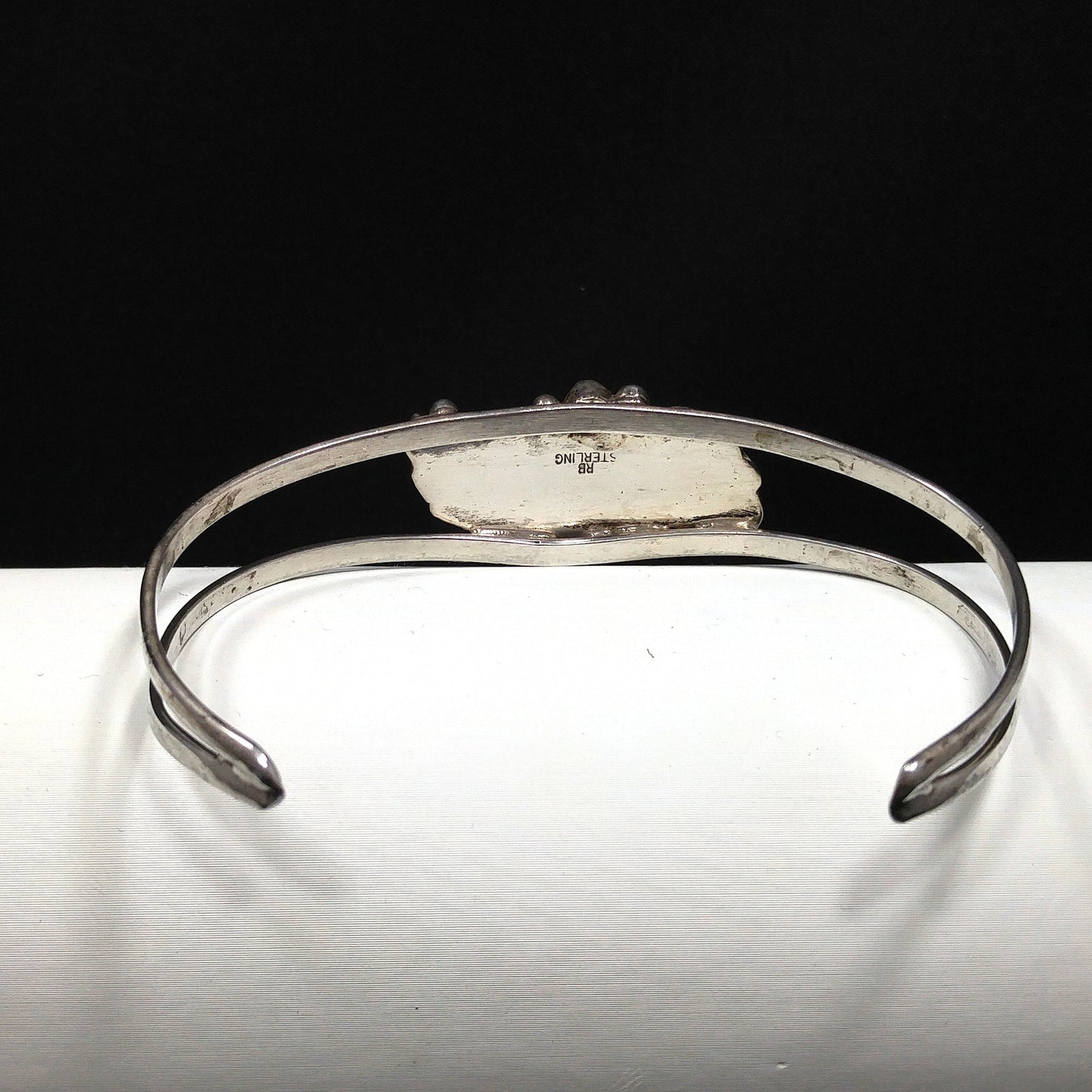 Richard Begay Navajo Artisan Sterling Silver Onyx Cuff Bracelet, 1980s Vintage Jewelry