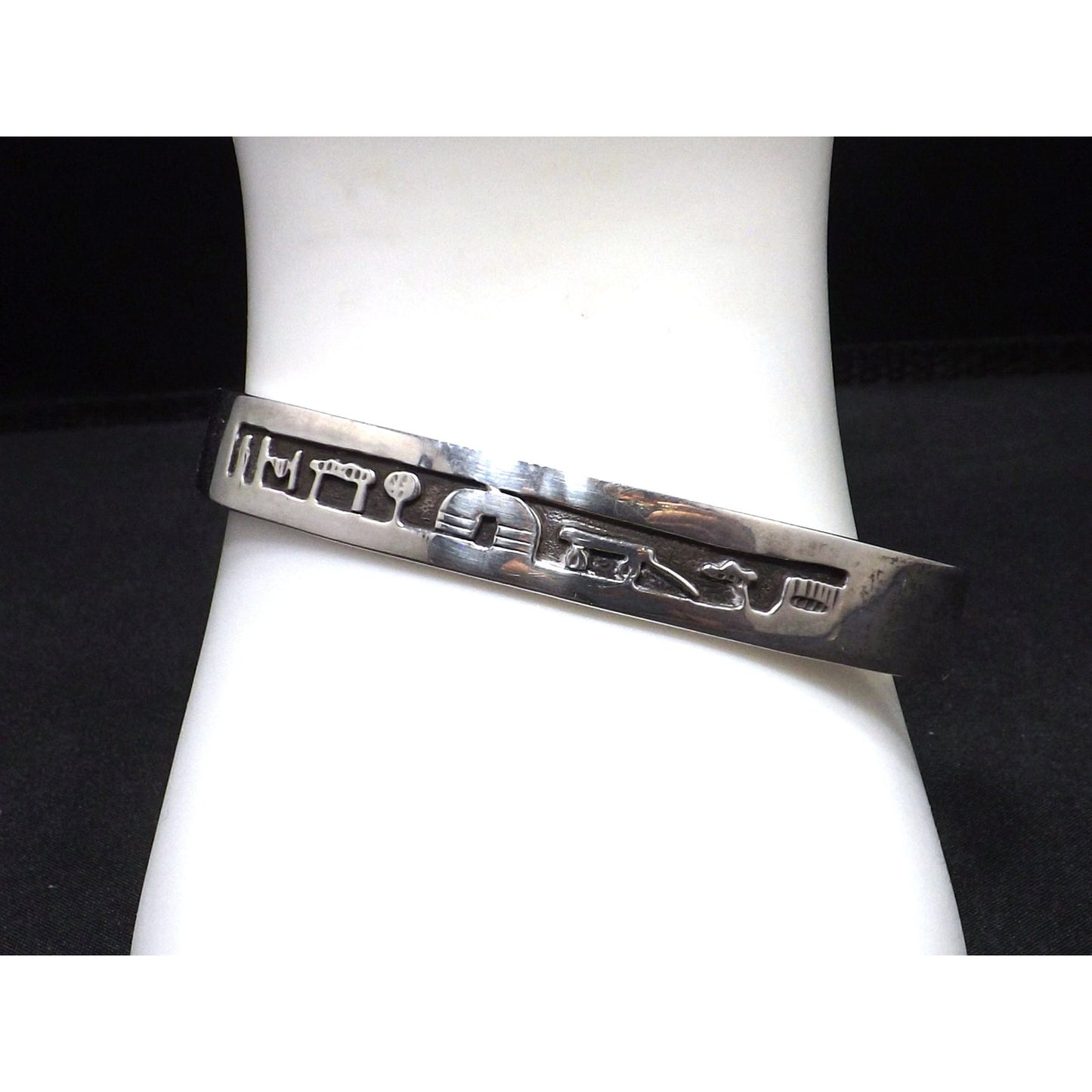 A C Henry Sterling Navajo Storyteller Cuff Bracelet, Vintage Jewelry