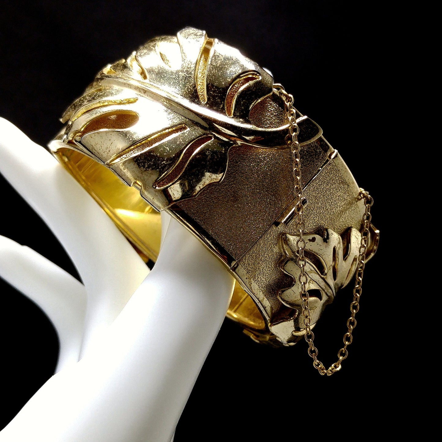 Whiting & Davis Gold Plated Leaf Bracelet, Hinged Wide Clamper, 1950s Vintage Jewelry
