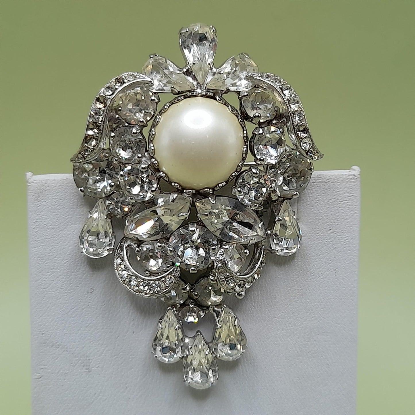 Vintage Weiss Wedding Brooch, Clear Rhinestones, Rhodium Plated, 2 1/2 In