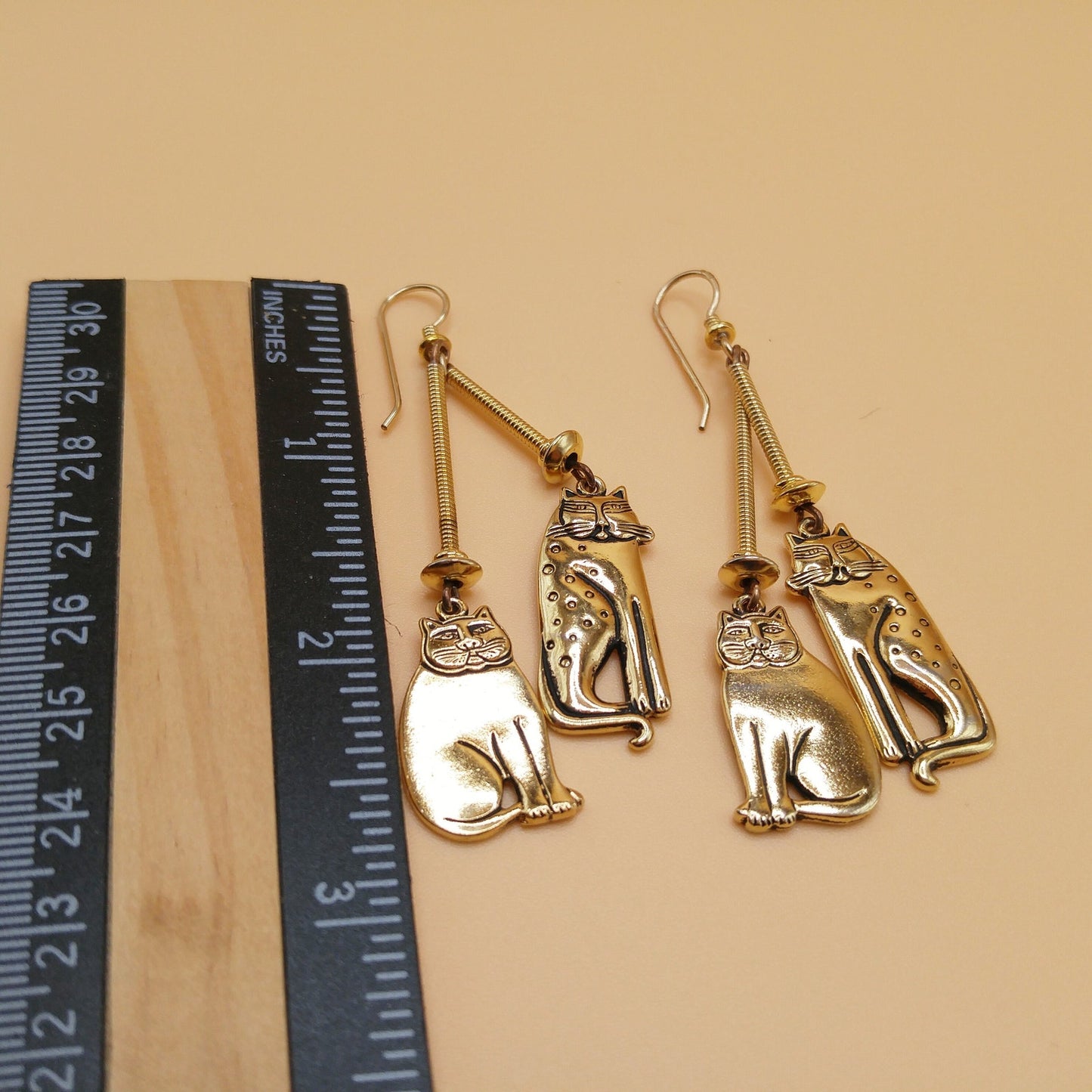Laurel Burch Two Cats Dangle Earrings, Mystic Cat, Siamese Cat, 1980s Vintage Jewelry