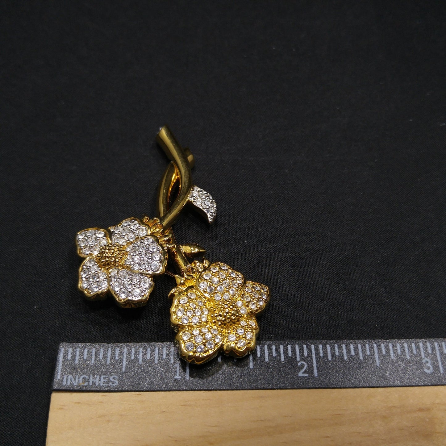 Vintage Swarovski Year 2000 Two Flower Brooch – Gold Plated with Clear Rhinestones