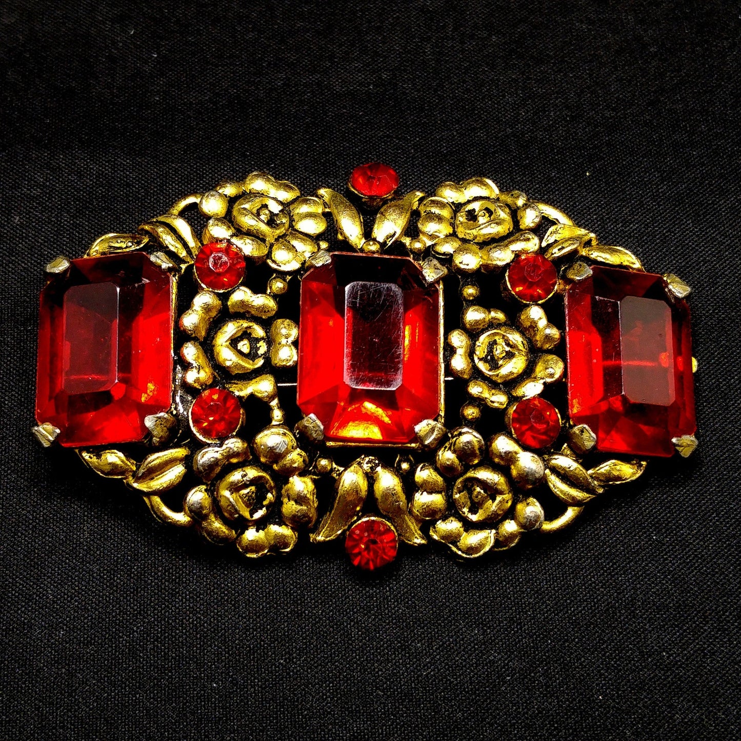 Art Nouveau Red Glass Floral Brooch, Three Red Emerald Cut Stones, 1930s Vintage Jewelry